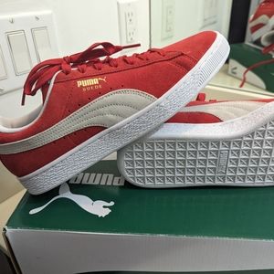 Puma Suede